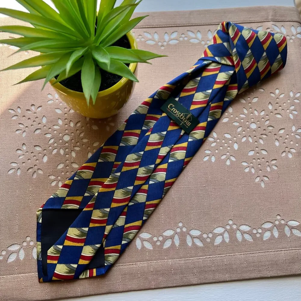 Crossbow Men's 100% Silk Geometric Diamond Shaped Print Formal Neck Tie